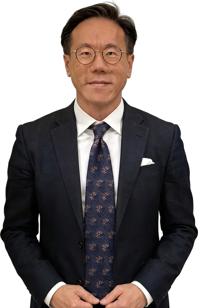 Samana Kumthampinij, Founding Partner